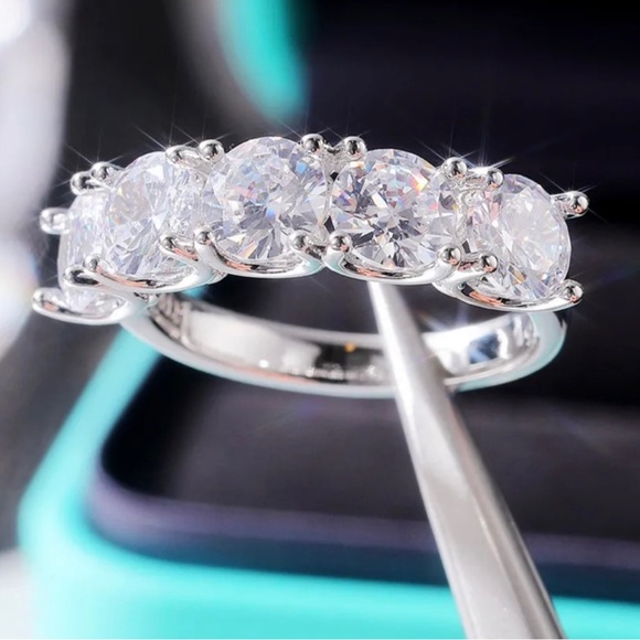 Diamond Band - Picture 6 of 10